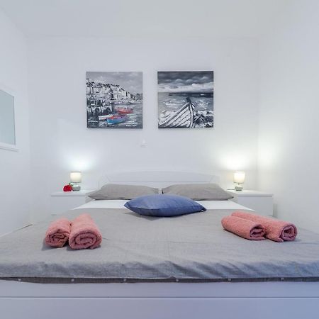 Ivy'S Cozy Corner Apartment Dubrovnik Bagian luar foto