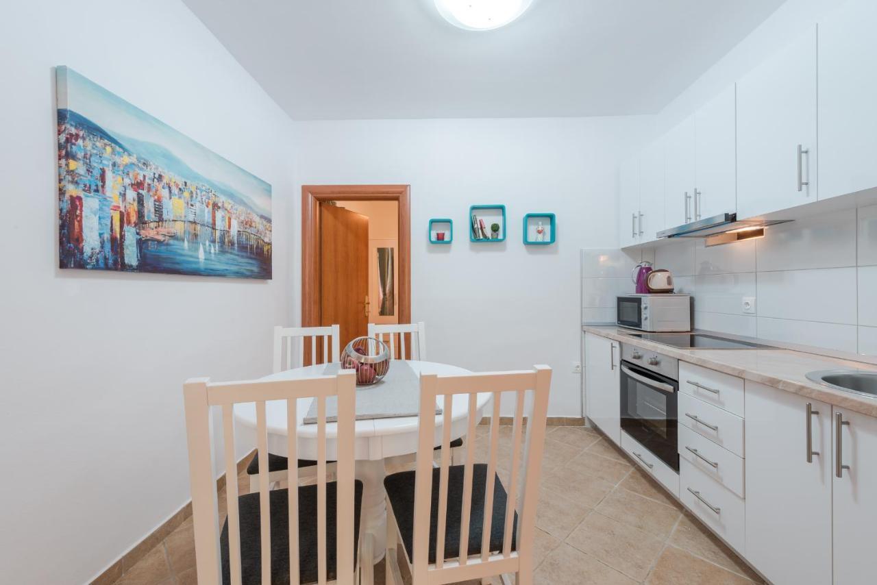 Ivy'S Cozy Corner Apartment Dubrovnik Bagian luar foto