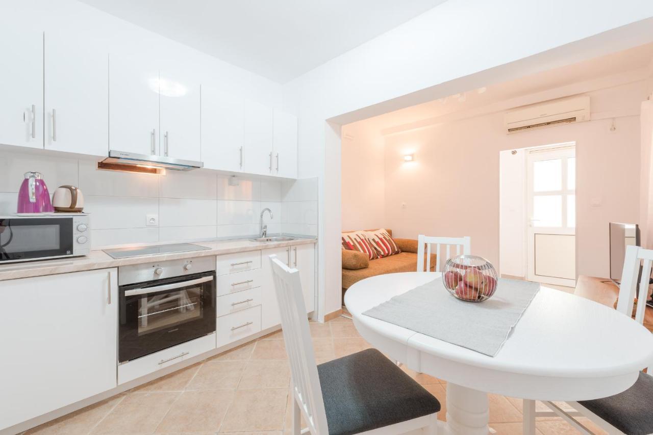 Ivy'S Cozy Corner Apartment Dubrovnik Bagian luar foto