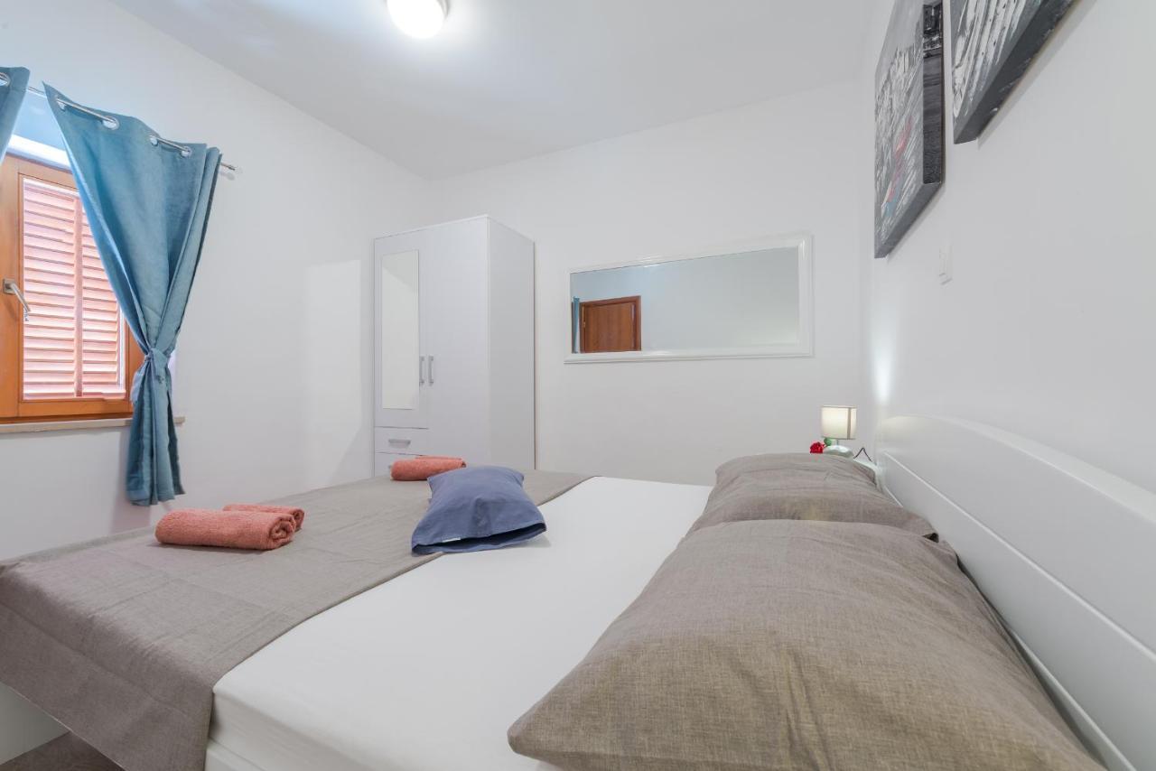 Ivy'S Cozy Corner Apartment Dubrovnik Bagian luar foto